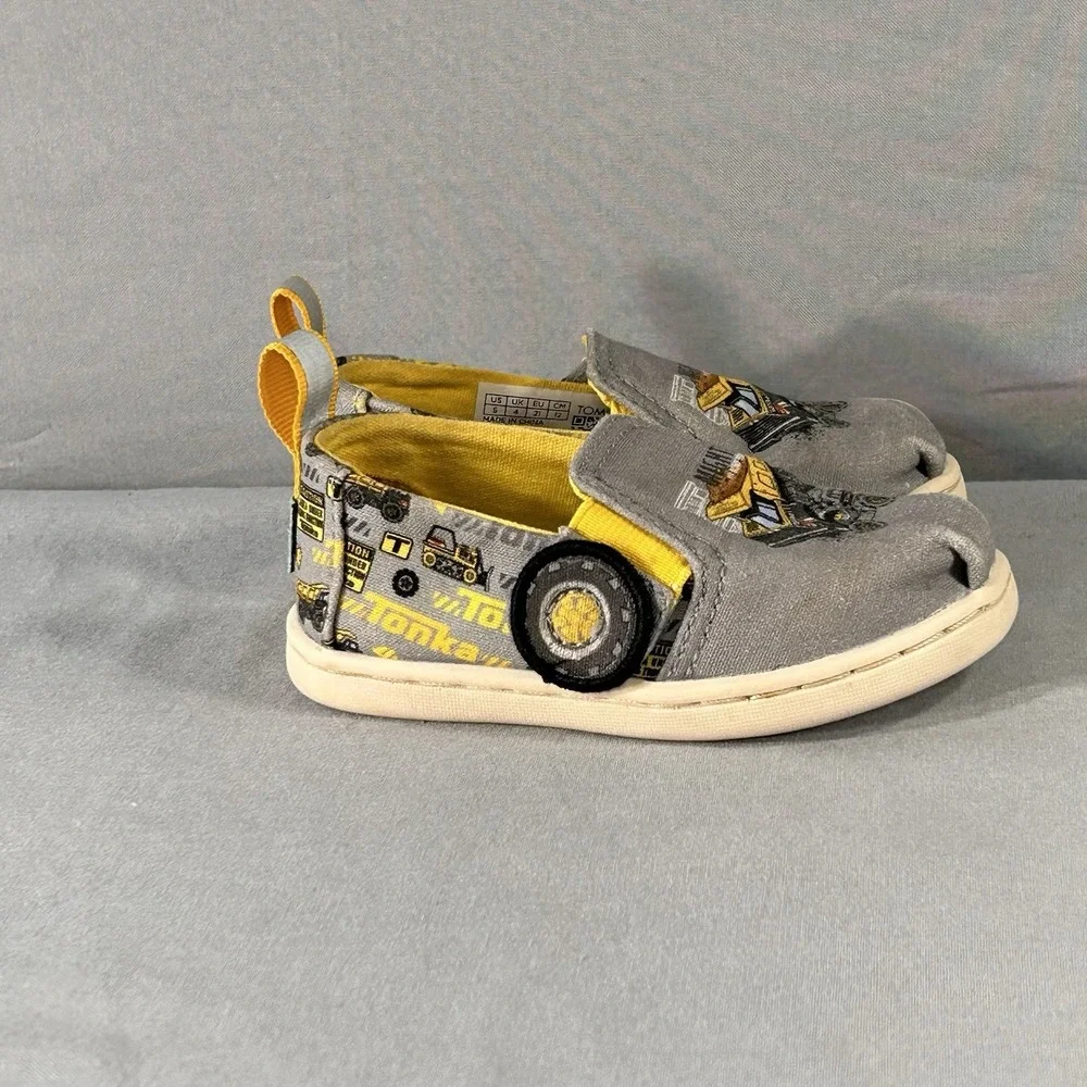 TOMS X Tonka Trucks Toddler‎ Boys' Tiny Alpargata Slip-On Shoes Boys Size 5